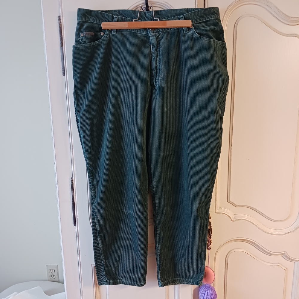 Lee Vintage 90s Hunter Green Corduroy Pants